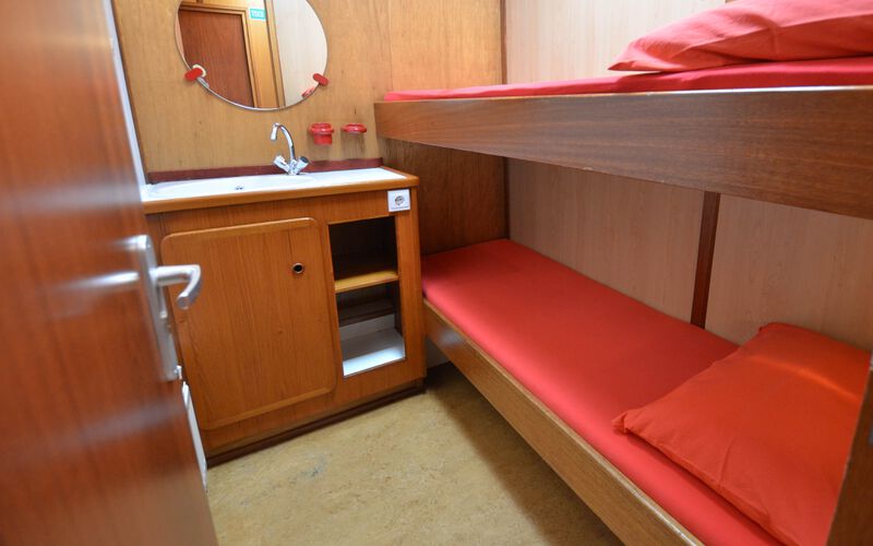 Hotel oder Schlafschiff für Veranstaltungen